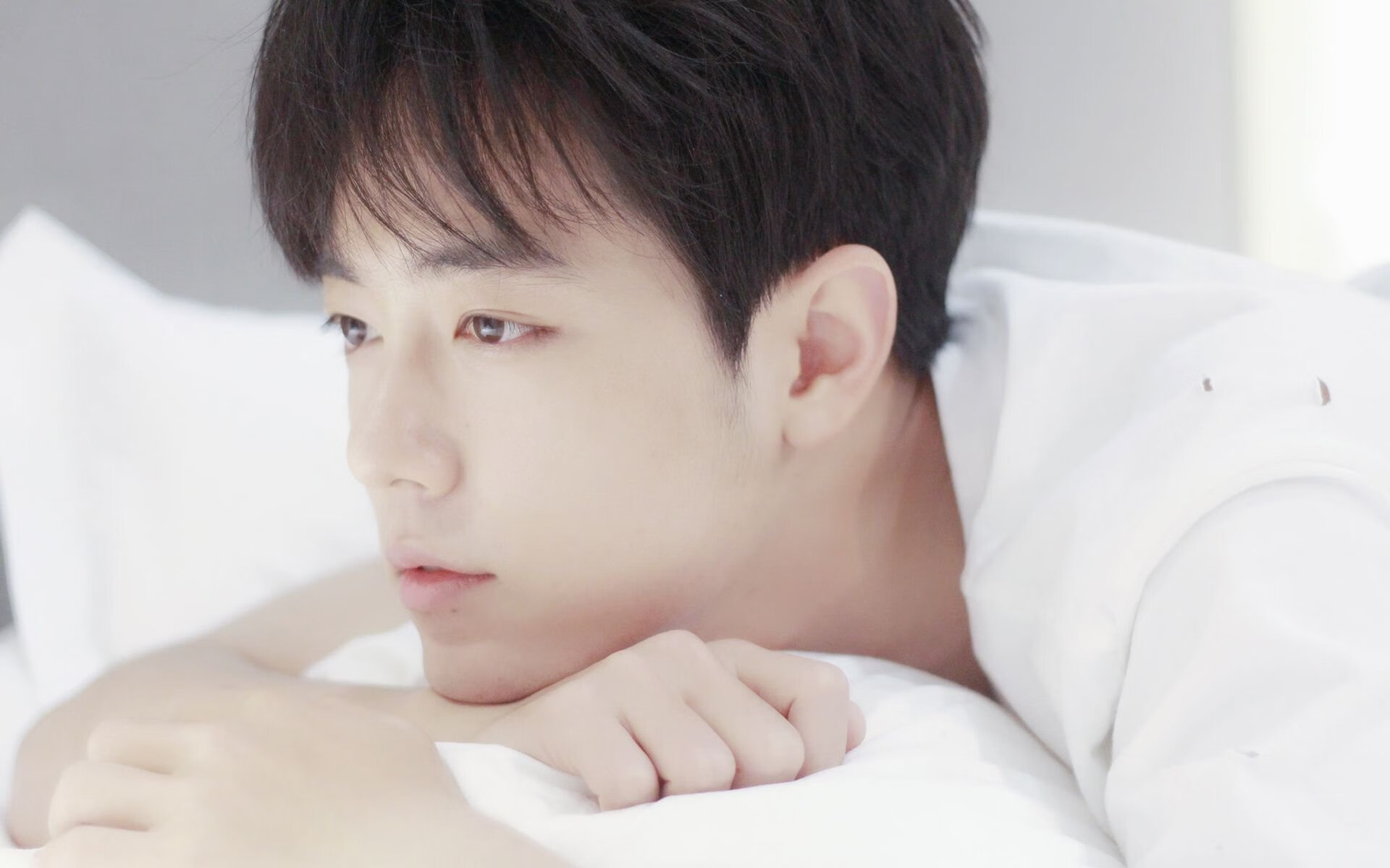 苏炳添一战封神震惊全场田径百米赛,苏炳添小组第一晋级百米决赛